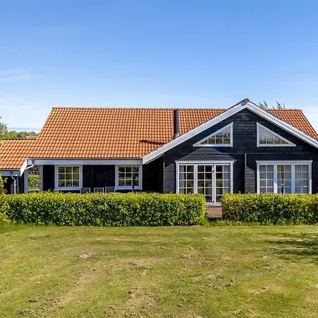 Zisan - 1-1km From The Sea By Interhome Ferienhaus Bøtø By